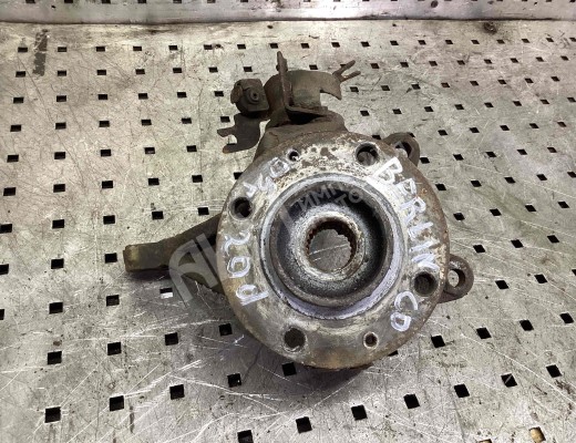 Ступица передняя правая Citroen Berlingo I (MF) 2002-2008 рестайлинг  Citroen Berlingo Berlingo I (MF) 2002-2008 рестайлинг