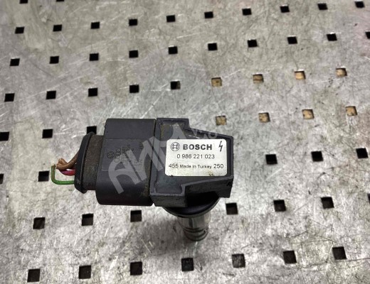 Катушка зажигания Volkswagen Golf IV (1J) 1997-2004  Volkswagen Golf Golf IV (1J) 1997-2004