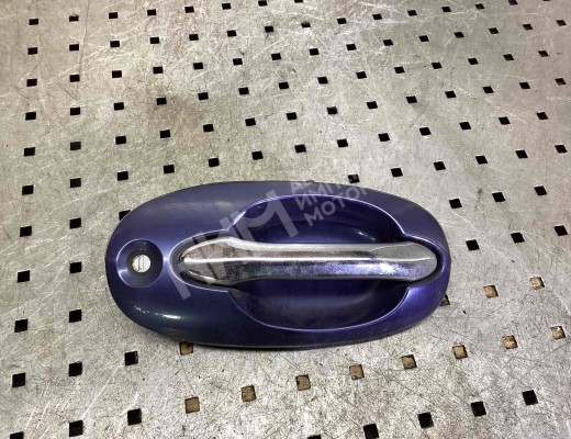 Ручка наружная передняя правая Kia Carnival I (GQ) 1998-2006  Kia Carnival Carnival I (GQ) 1998-2006