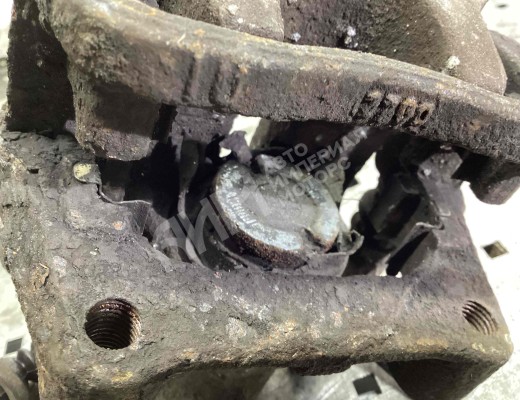 Суппорт задний правый Opel Zafira B 2005-2008  Opel Zafira Zafira B 2005-2008