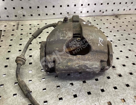 Суппорт передний правый Volkswagen Transporter T5 (7H) 2003-2015  Volkswagen Transporter Transporter T5 (7H) 2003-2015