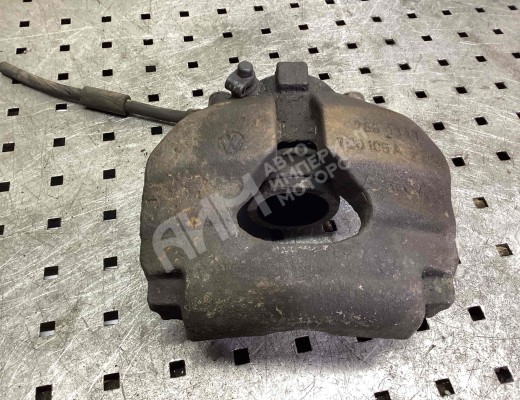 Суппорт передний правый Volkswagen Transporter T5 (7H) 2003-2015  Volkswagen Transporter Transporter T5 (7H) 2003-2015