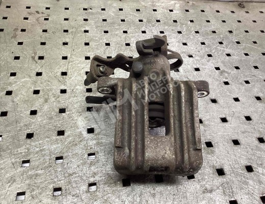 Суппорт задний левый Audi A4 B5 (8D) 1994-1999  Audi A4 A4 B5 (8D) 1994-1999