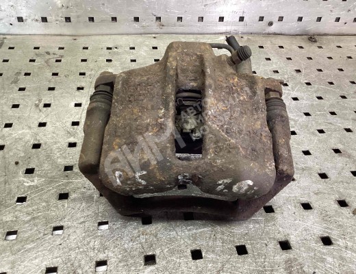 Суппорт передний правый Volkswagen Passat B5 (3B) 1996-2000  Volkswagen Passat Passat B5 (3B) 1996-2000