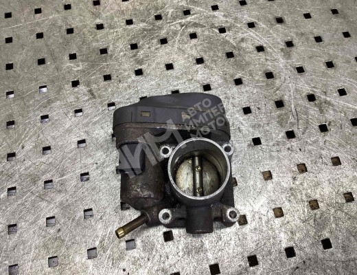 Заслонка дроссельная Volkswagen Golf IV (1J) 1997-2004  Volkswagen Golf Golf IV (1J) 1997-2004