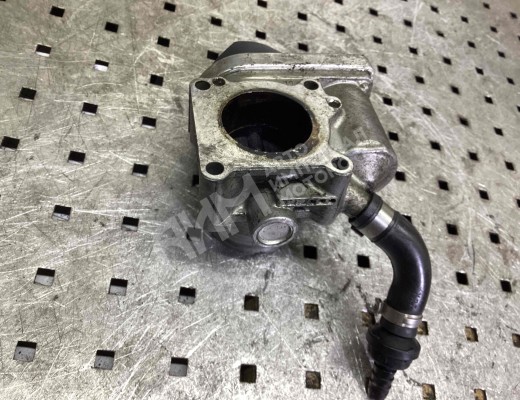 Заслонка дроссельная Volkswagen Golf IV (1J) 1997-2004  Volkswagen Golf Golf IV (1J) 1997-2004