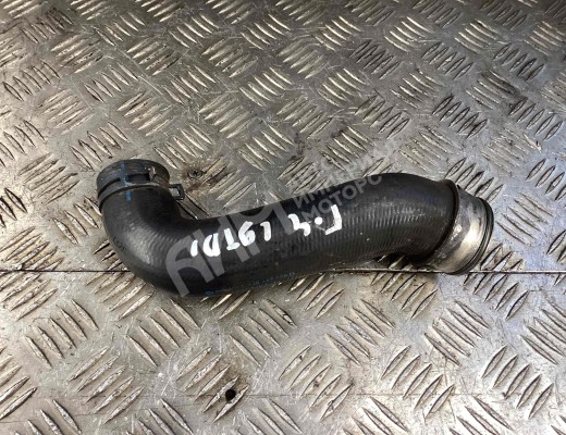 Патрубок интеркулера Volkswagen Golf IV (1J) 1997-2004  Volkswagen Golf Golf IV (1J) 1997-2004