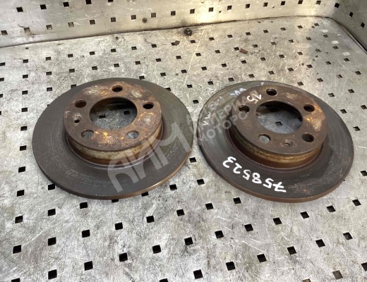 Диск тормозной задний Volkswagen Golf IV (1J) 1997-2004  Volkswagen Golf Golf IV (1J) 1997-2004