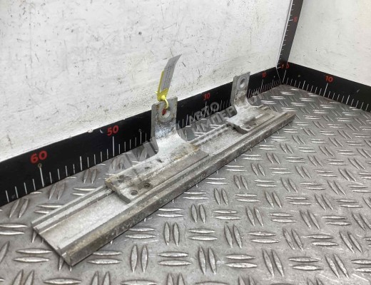 Кронштейн Renault Premium II 2006-2013  Renault Premium Premium II 2006-2013
