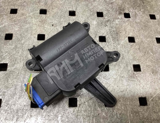 Моторчик заслонки печки Volkswagen Touareg I (7L) 2002-2006  Volkswagen Touareg Touareg I (7L) 2002-2006