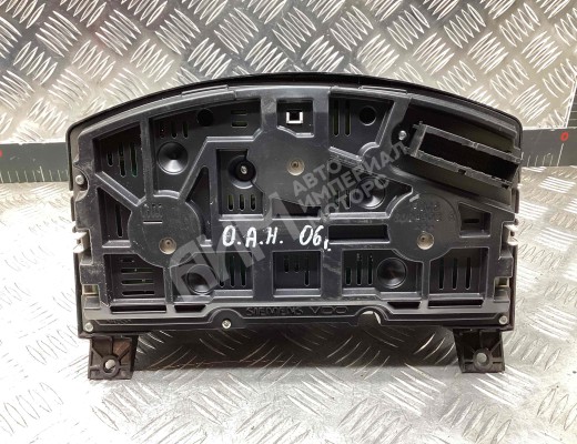 Щиток приборов (приборная панель) Opel Astra H 2004-2007  Opel Astra Astra H 2004-2007