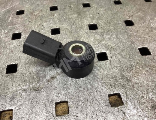 Датчик детонации Volkswagen Golf IV (1J) 1997-2004  Volkswagen Golf Golf IV (1J) 1997-2004