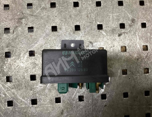 Реле накала свечей Citroen C5 I 2001-2004  Citroen C5 C5 I 2001-2004