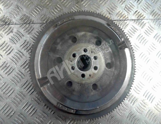 Маховик Volkswagen Passat B5 (3B) 1996-2000  Volkswagen Passat Passat B5 (3B) 1996-2000