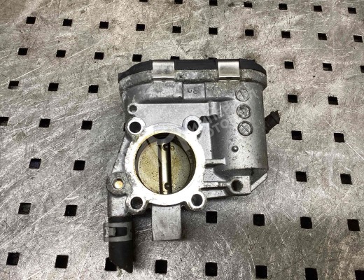 Заслонка дроссельная Opel Corsa C 2000-2003  Opel Corsa Corsa C 2000-2003