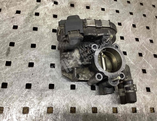 Заслонка дроссельная Opel Corsa C 2000-2003  Opel Corsa Corsa C 2000-2003