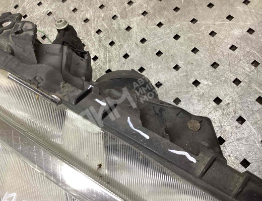 Фара правая Renault Megane II 2002-2006  Renault Megane Megane II 2002-2006