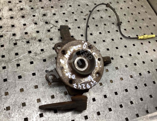 Ступица передняя левая Renault Kangoo I 1997-2003  Renault Kangoo Kangoo I 1997-2003