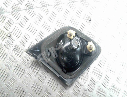 Фонарь крышки багажника правый Mazda 3 I (BK) 2003-2009  Mazda 3 3 I (BK) 2003-2009