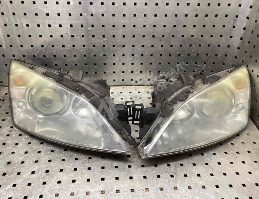 Фара левая Ford Mondeo III 2000-2003  Ford Mondeo Mondeo III 2000-2003