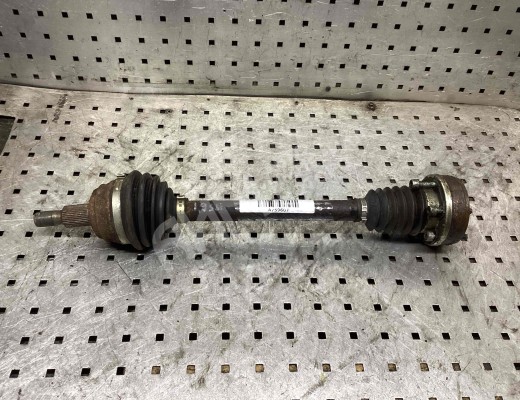 Полуось передняя левая (приводной вал, ШРУС) Volkswagen Golf IV (1J) 1997-2004  Volkswagen Golf Golf IV (1J) 1997-2004
