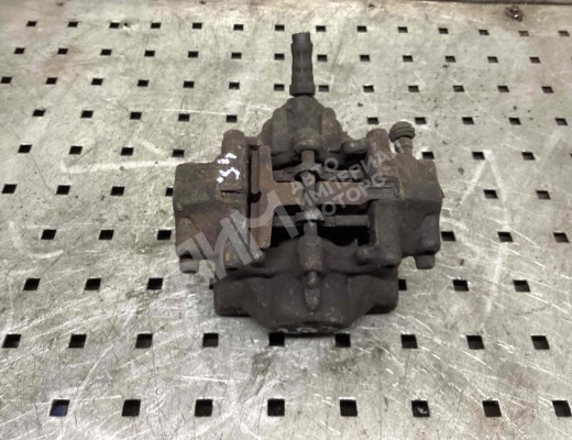 Суппорт задний правый Mercedes C (W203) 2000-2004  Mercedes C C (W203) 2000-2004