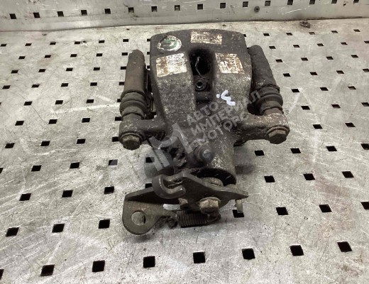 Суппорт задний правый Renault Megane II 2002-2006  Renault Megane Megane II 2002-2006