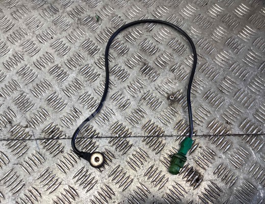 Датчик детонации Volkswagen Passat B5 (3B) 1996-2000  Volkswagen Passat Passat B5 (3B) 1996-2000