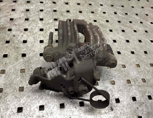 Суппорт задний правый Volkswagen Passat B5 (3B) 1996-2000  Volkswagen Passat Passat B5 (3B) 1996-2000