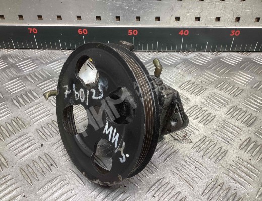 Насос гидроусилителя руля Mitsubishi Carisma (DA) 1995-2004  Mitsubishi Carisma Carisma (DA) 1995-2004