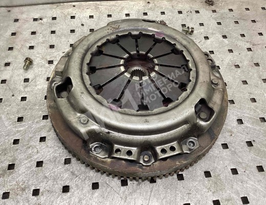 Комплект сцепления Mitsubishi Carisma (DA) 1995-2004  Mitsubishi Carisma Carisma (DA) 1995-2004