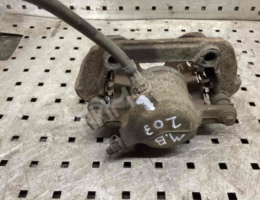 Суппорт передний левый Mercedes C (W203) 2000-2004  Mercedes C C (W203) 2000-2004