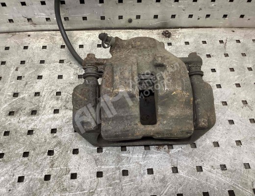 Суппорт передний левый Mercedes C (W203) 2000-2004  Mercedes C C (W203) 2000-2004