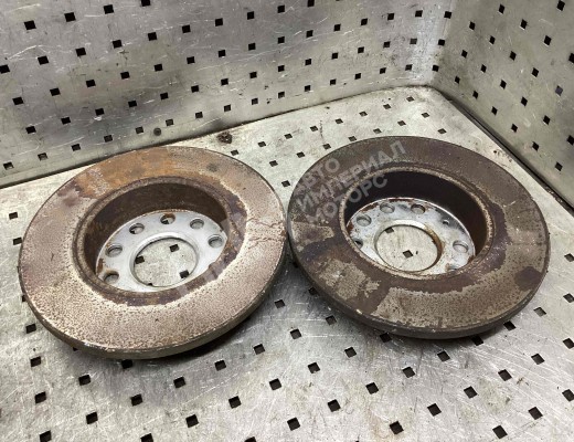 Диск тормозной задний Volkswagen Touran I (1T) 2003-2006  Volkswagen Touran Touran I (1T) 2003-2006