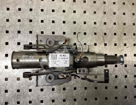 Рулевая колонка Volkswagen Golf IV (1J) 1997-2004  Volkswagen Golf Golf IV (1J) 1997-2004