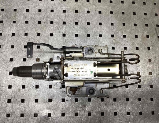 Рулевая колонка Volkswagen Golf IV (1J) 1997-2004  Volkswagen Golf Golf IV (1J) 1997-2004