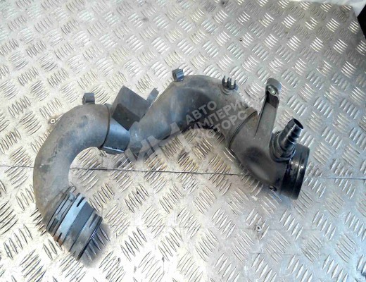 Патрубок интеркулера Volkswagen Golf IV (1J) 1997-2004  Volkswagen Golf Golf IV (1J) 1997-2004