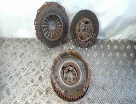 Комплект сцепления Nissan Micra III (K12) 2002-2010  Nissan Micra Micra III (K12) 2002-2010