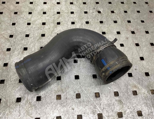 Патрубок интеркулера Skoda Octavia A4 Tour (1U) 2000-2010 рестайлинг  Skoda Octavia Octavia A4 Tour (1U) 2000-2010 рестайлинг