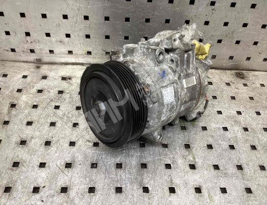 Компрессор кондиционера Volkswagen Polo IV (9N) 2001-2005  Volkswagen Polo Polo IV (9N) 2001-2005