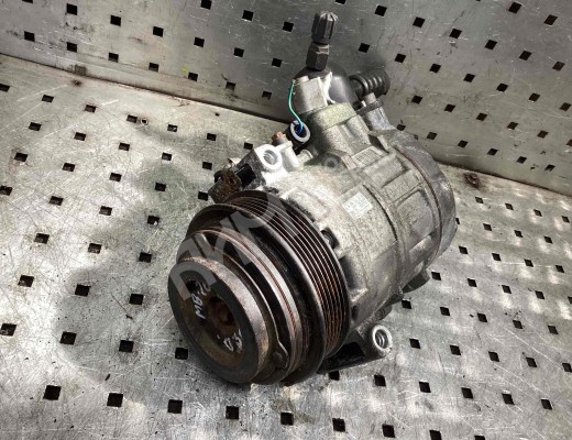 Компрессор кондиционера Mercedes CLK (W208) 1997-2002  Mercedes CLK CLK (W208) 1997-2002