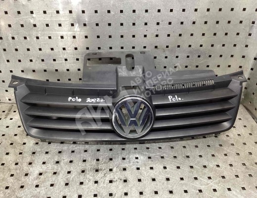 Решетка радиатора Volkswagen Polo IV (9N) 2001-2005  Volkswagen Polo Polo IV (9N) 2001-2005