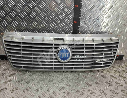 Решетка радиатора Fiat Croma II (194) 2005-2010  Fiat Croma Croma II (194) 2005-2010