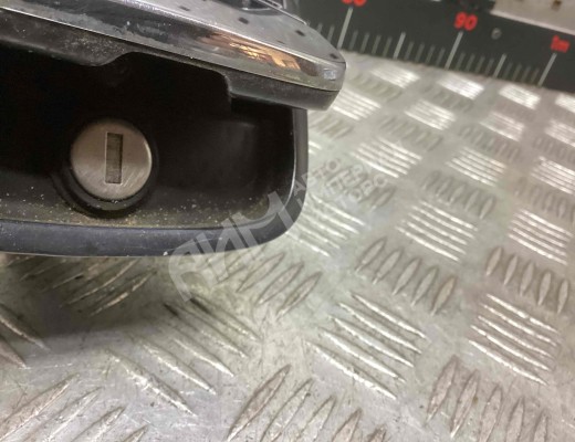 Кнопка открытия багажника Seat Ibiza II (6K) 1993-2002  Seat Ibiza Ibiza II (6K) 1993-2002