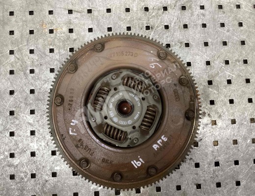 Комплект сцепления Volkswagen Golf IV (1J) 1997-2004  Volkswagen Golf Golf IV (1J) 1997-2004