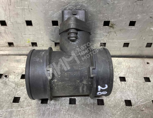 Расходомер воздуха Opel Astra H 2004-2007  Opel Astra Astra H 2004-2007