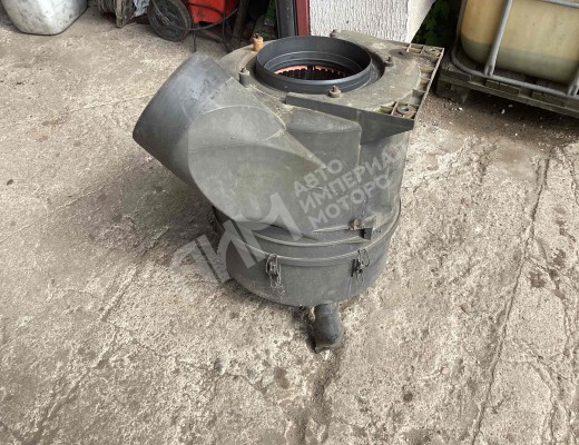 Корпус воздушного фильтра Iveco Stralis I 2002-2012  Iveco Stralis Stralis I 2002-2012