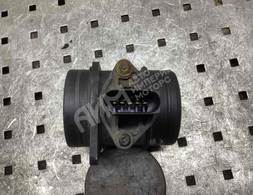 Расходомер воздуха Volkswagen Polo IV (9N) 2001-2005  Volkswagen Polo Polo IV (9N) 2001-2005