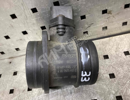 Расходомер воздуха Volkswagen Polo IV (9N) 2001-2005  Volkswagen Polo Polo IV (9N) 2001-2005