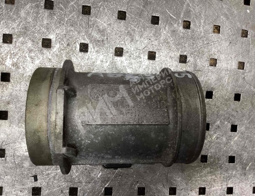 Расходомер воздуха Audi A6 C5 (4B) 2001-2004 рестайлинг  Audi A6 A6 C5 (4B) 2001-2004 рестайлинг